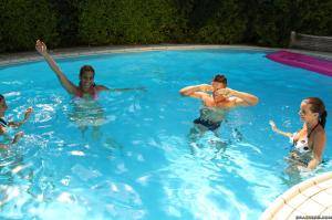 Original 2495 px/ 1663 px