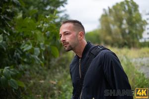 Original 4090 px/ 2728 px