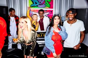 Original 2999 px/ 2000 px