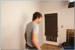 Original 850 px/ 573 px