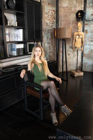 Original 3744 px/ 5616 px