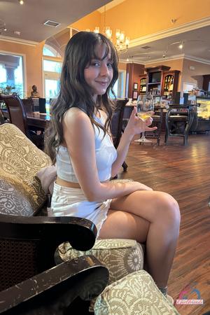 Original 2000 px/ 3000 px