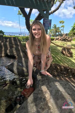 Original 2000 px/ 3000 px