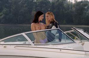 Original 2000 px/ 1304 px