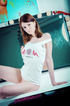 Original 2000 px/ 3011 px