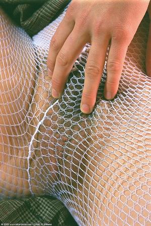 Original 682 px/ 1024 px