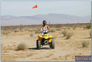 Original 850 px/ 571 px