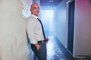 Original 2999 px/ 2000 px