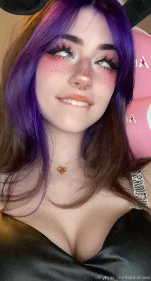 Original 687 px/ 1280 px