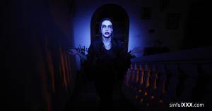 Original 4096 px/ 2160 px