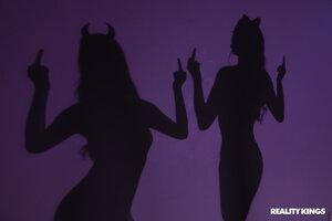 Original 3000 px/ 2000 px