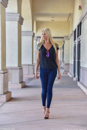 Original 852 px/ 1280 px