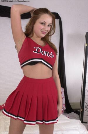 Original 671 px/ 1024 px