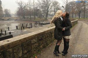 Original 1280 px/ 853 px