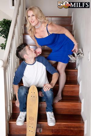 Original 2000 px/ 3000 px