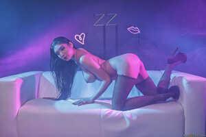 Original 2495 px/ 1663 px