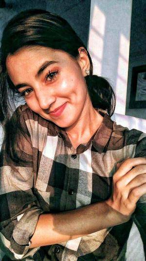 Original 720 px/ 1280 px