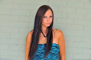 Original 1600 px/ 1064 px