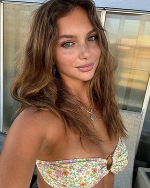 Original 1440 px/ 1800 px