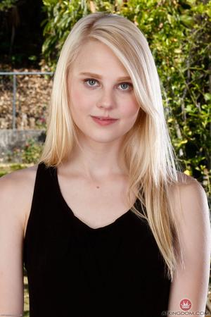 Original 1999 px/ 3000 px