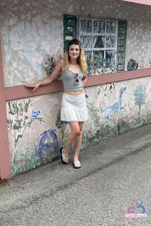 #ATKGirlfriends - Dez Hansen