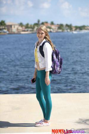 Original 2560 px/ 3840 px