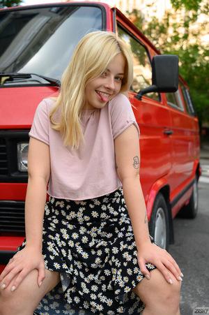 Original 1277 px/ 1920 px