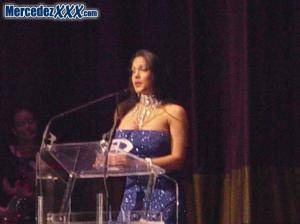 Original 639 px/ 479 px