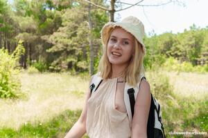 Original 5000 px/ 3333 px