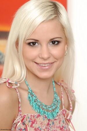 #Teenrotica Lolla - Cutie