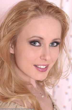 Original 667 px/ 1024 px