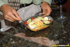 Original 900 px/ 602 px