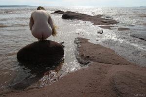 Original 3072 px/ 2048 px