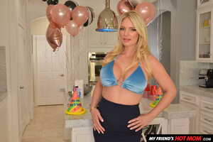 Original 2500 px/ 1667 px