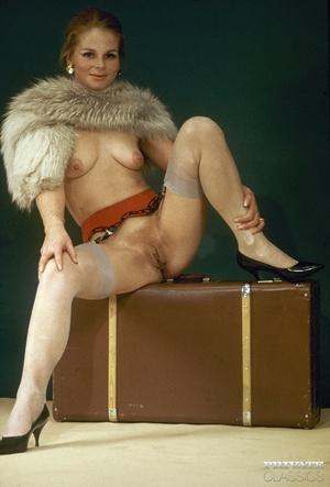 Original 2166 px/ 3200 px