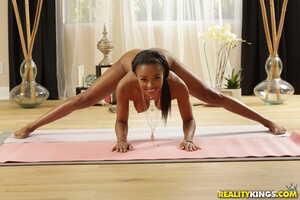 Original 1903 px/ 1269 px