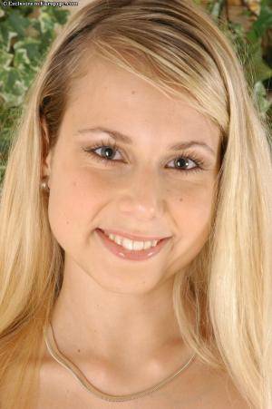 Original 680 px/ 1024 px