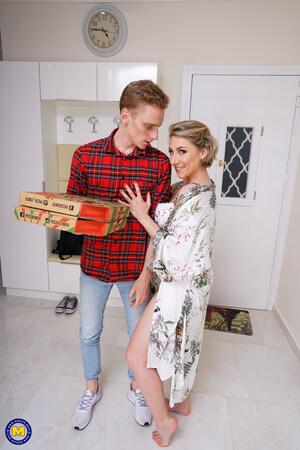 Original 1707 px/ 2560 px