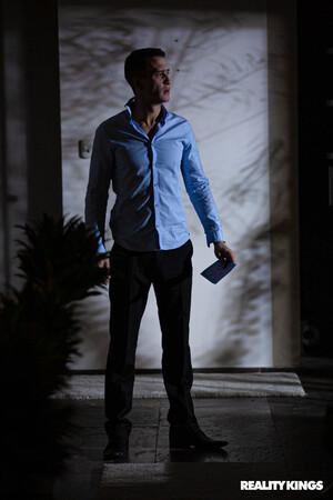 Original 2000 px/ 3000 px