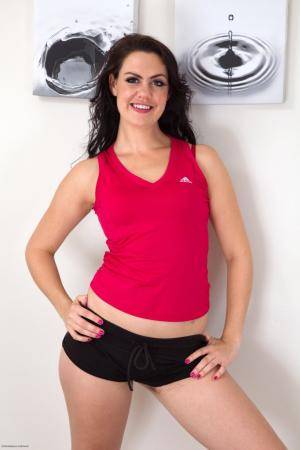 Original 682 px/ 1024 px