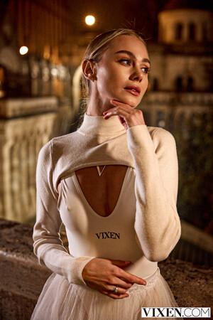 Original 2000 px/ 2999 px