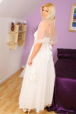 Original 1365 px/ 2048 px