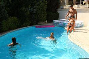 Original 2495 px/ 1663 px