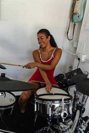 Original 1334 px/ 2000 px