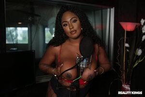 Original 3000 px/ 2000 px