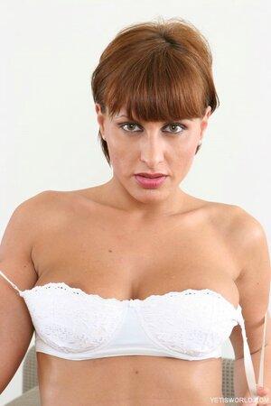 Original 682 px/ 1024 px