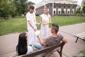 Original 1600 px/ 1067 px