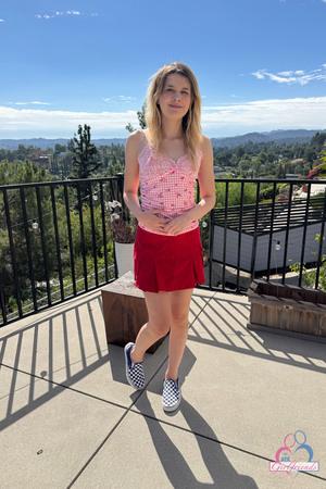 #ATKGirlfriends - Dez Hansen