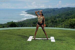 Original 4500 px/ 3000 px