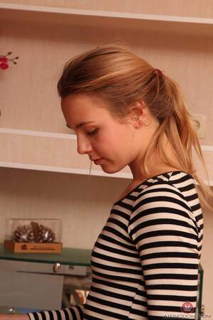 Original 1067 px/ 1600 px